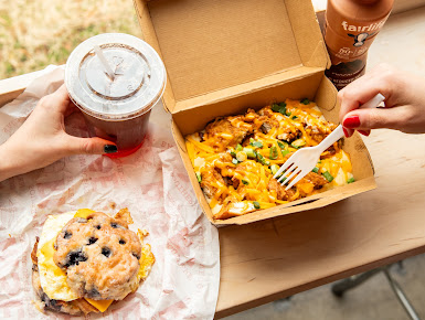 Photo Rise Southern Biscuits & Righteous Chicken - Raleigh Village District - 17