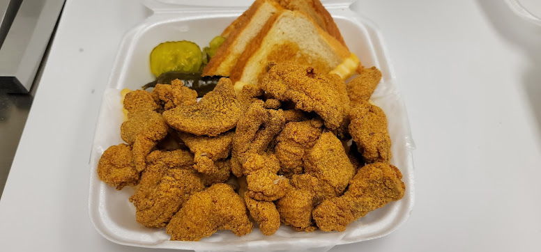 Photo Ronnies Catfish More North Dallas - 11