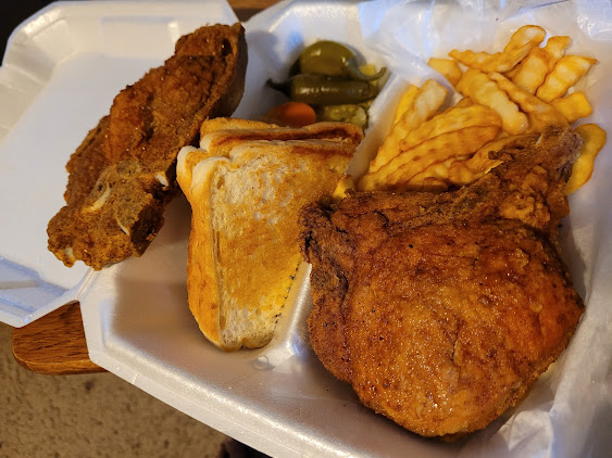 Photo Ronnies Catfish More North Dallas - 17