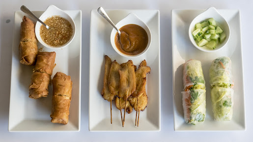 Photo Ruam Mit Thai Lao Cuisine - 24