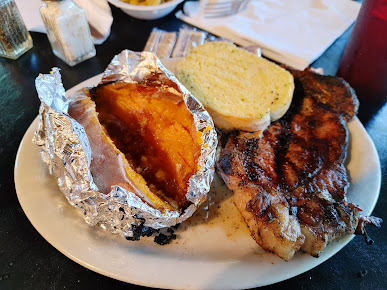Photo Rubens Fish And Steak House - 10