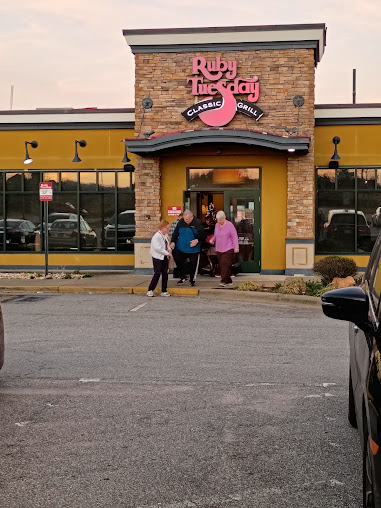 Photo Ruby Tuesday - 23