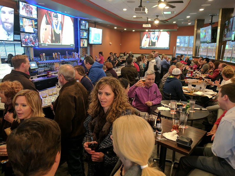 Ruckus Pizza Pasta And Spirits