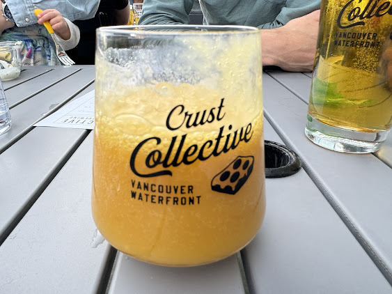 Photo Ruse Crust Collective Vancouver Waterfront - 10
