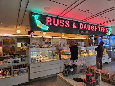 Photo Russ & Daughters - 11