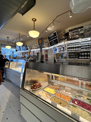 Photo Russ & Daughters - 12