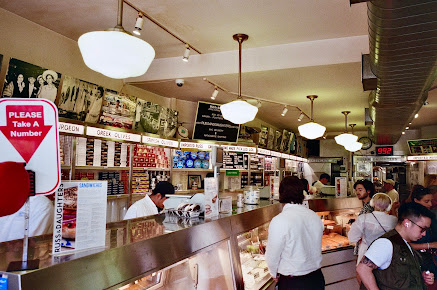 Photo Russ & Daughters - 13