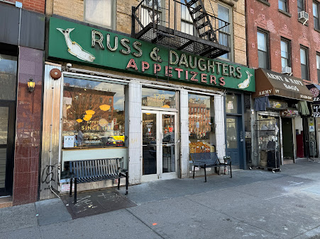 Photo Russ & Daughters - 25