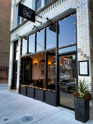 Photo S & T Steakhouse - 17