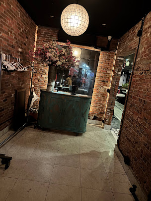 Photo Saint Restaurant Bar & Speakeasy - 14