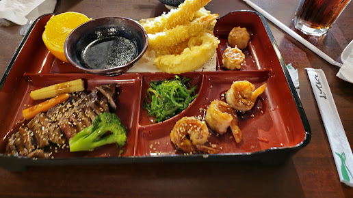 Photo Sake Garden Sushi And Grille - 13