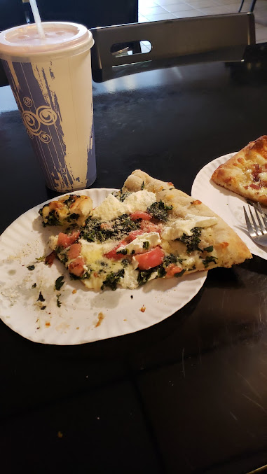 Photo Sal's New Classic Pizzeria - 6