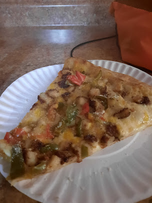 Photo Sal's New Classic Pizzeria - 11