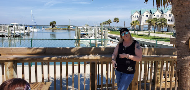 Photo Salty Pearl Alligator Point Tiki - 11