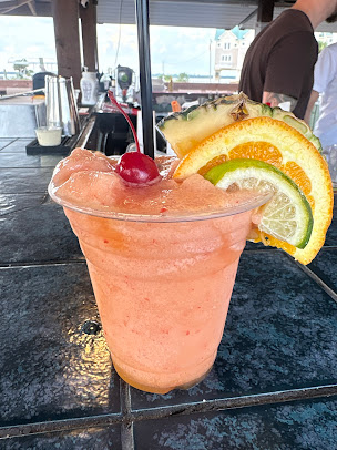 Photo Salty Pearl Alligator Point Tiki - 15