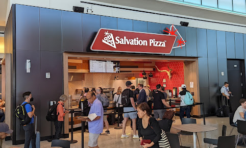 Photo Salvation Pizza Kitchen Bar Rainey St - 14