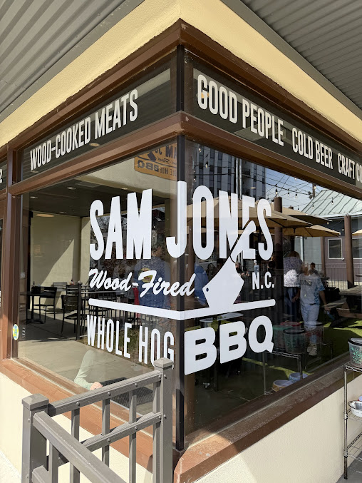 Photo Sam Jones Bbq - 11