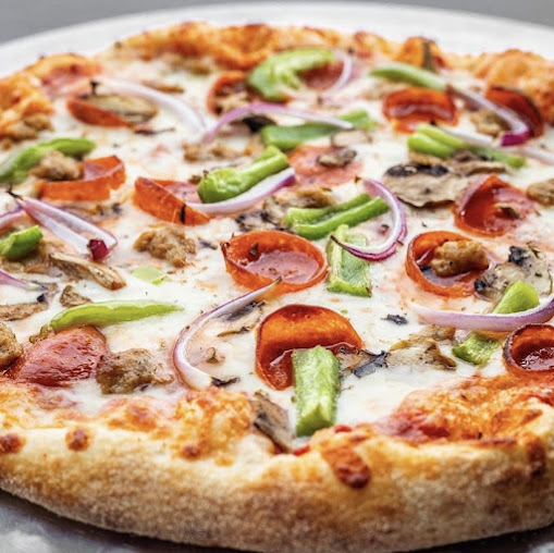 Photo Sarokis Crispy Chicken Pizza Royal Oak - 16
