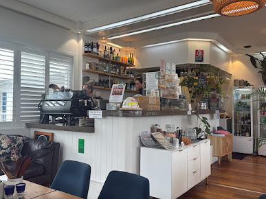 Photo Se7En Cafe By The Sea - 21