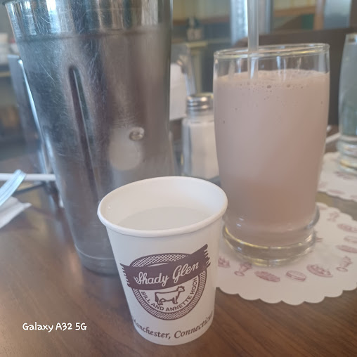Photo Shady Glen Restaurant And Ice Cream Parlor - 15