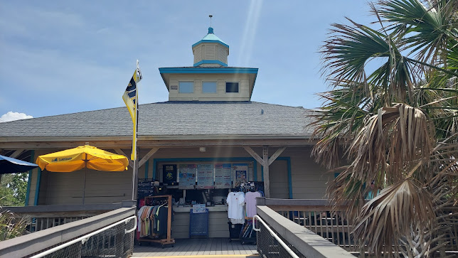Photo Shark Tooth Beach Concessions Nokomis Beach - 13