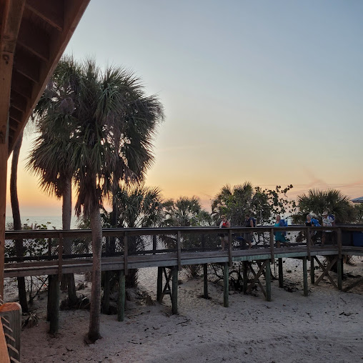 Photo Shark Tooth Beach Concessions Nokomis Beach - 17