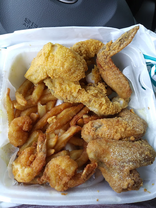 Photo Sharks Fish Chicken Calumet City - 8