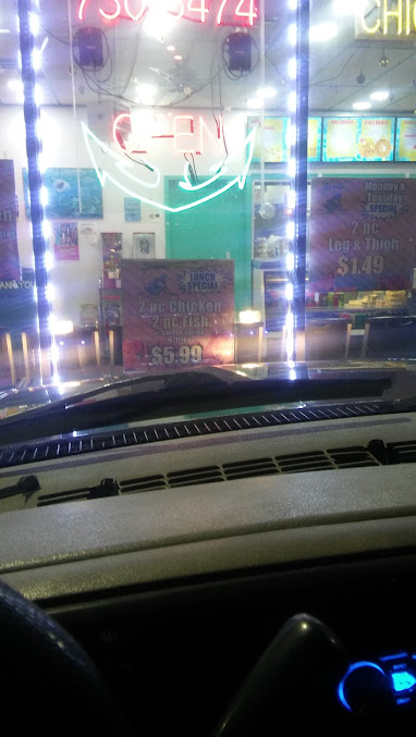 Photo Sharks Fish Chicken Calumet City - 10