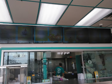 Photo Sharks Fish Chicken Calumet City - 16