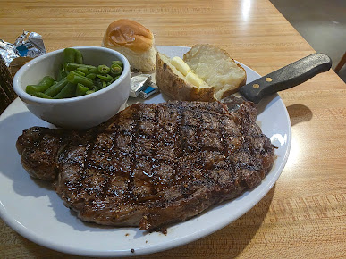 Photo Shoemakers Restaurant - 11