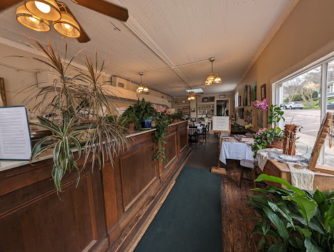 Photo Side Street Restaurant - 9
