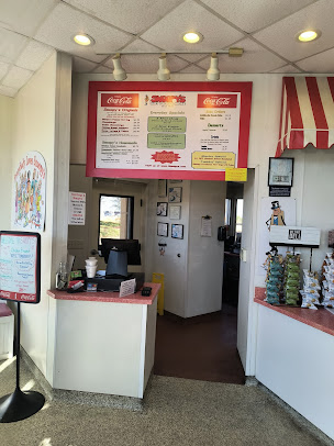 Menu Snoopy's Hot Dogs & More - 5