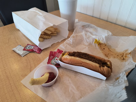 Photo Snoopy's Hot Dogs & More - 23