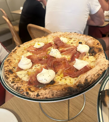 Photo Society Pizza Bar - 10