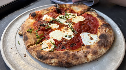 Photo Source Restaurants - 12
