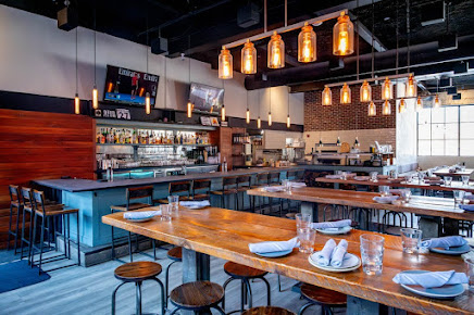 Photo Source Restaurants - 17