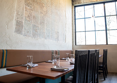 Photo Source Restaurants - 28