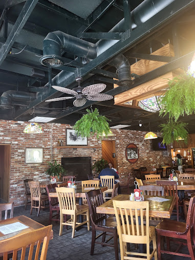 Photo Spankys Southside Pizza Galley And Saloon - 14