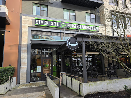 Photo Stack 571 Burger And Whiskey Bar Kirkland - 10