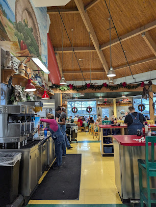 Photo State Farmers Market Restaurant - 33