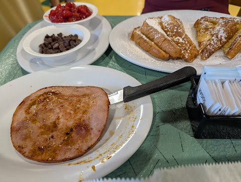 Photo State Farmers Market Restaurant - 45