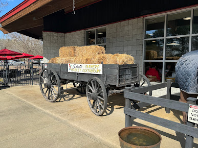 Photo State Farmers Market Restaurant - 51