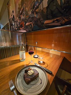 Photo State Grill And Bar - 12