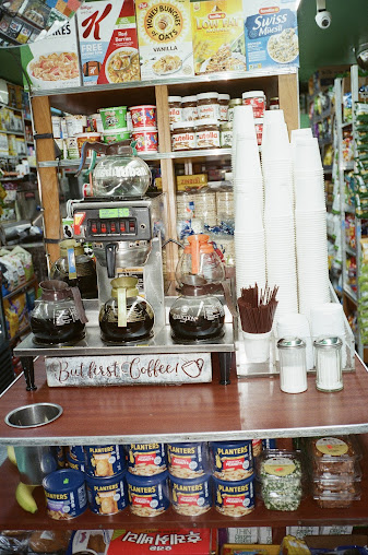 Menu Sunny & Annie's Deli - 6