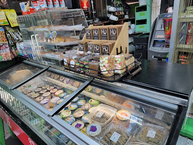 Photo Sunny & Annie's Deli - 16