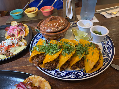 Photo Taco Y Tequila Grill Margarita Bar Party Center - 19