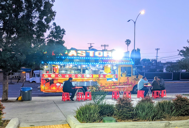 Photo Tacos Tamix Mexican Food Truck - 21