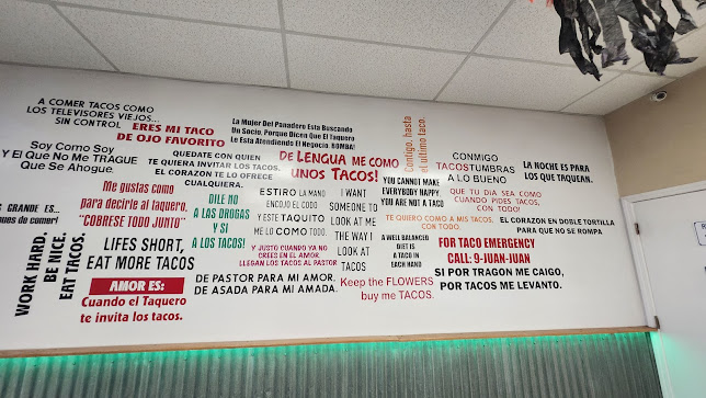Menu Tacos Y Tortas Chalios Visalia - 9