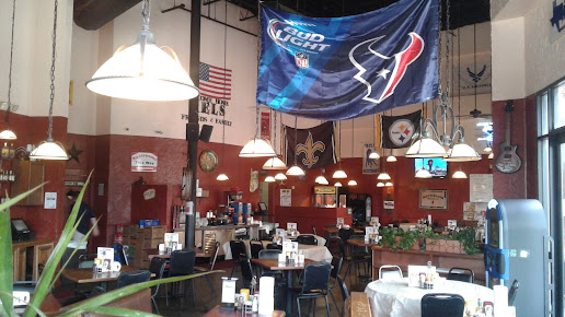 Photo Texas Borders Bar And Grill - 19