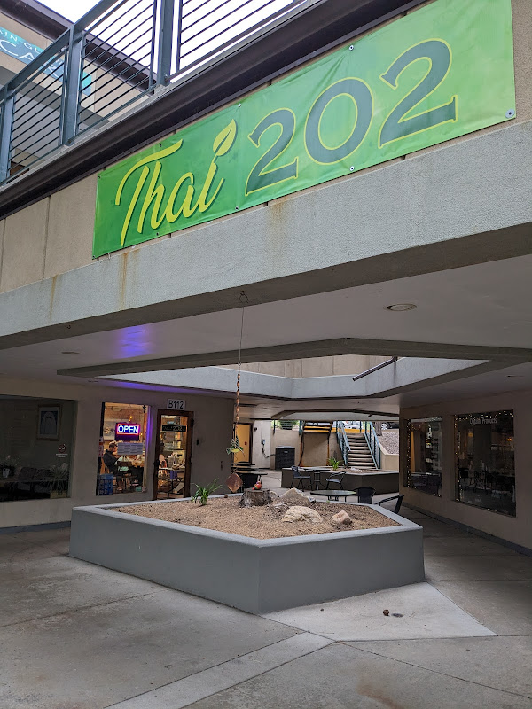 Thai 202 And Ramen Conifer